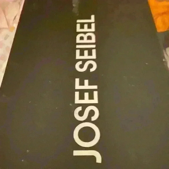 Josef Seibel Woman’s Sienna 96 Soft Washed Camel Loafer Shoe - Picture 9 of 10